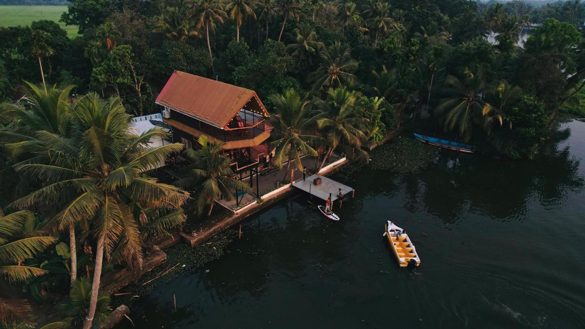 Tulsi Kayal Retreat Champakulam Exterior foto