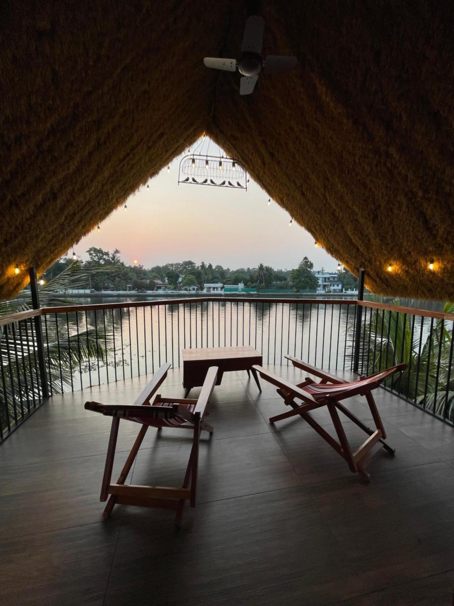 Tulsi Kayal Retreat Champakulam Exterior foto