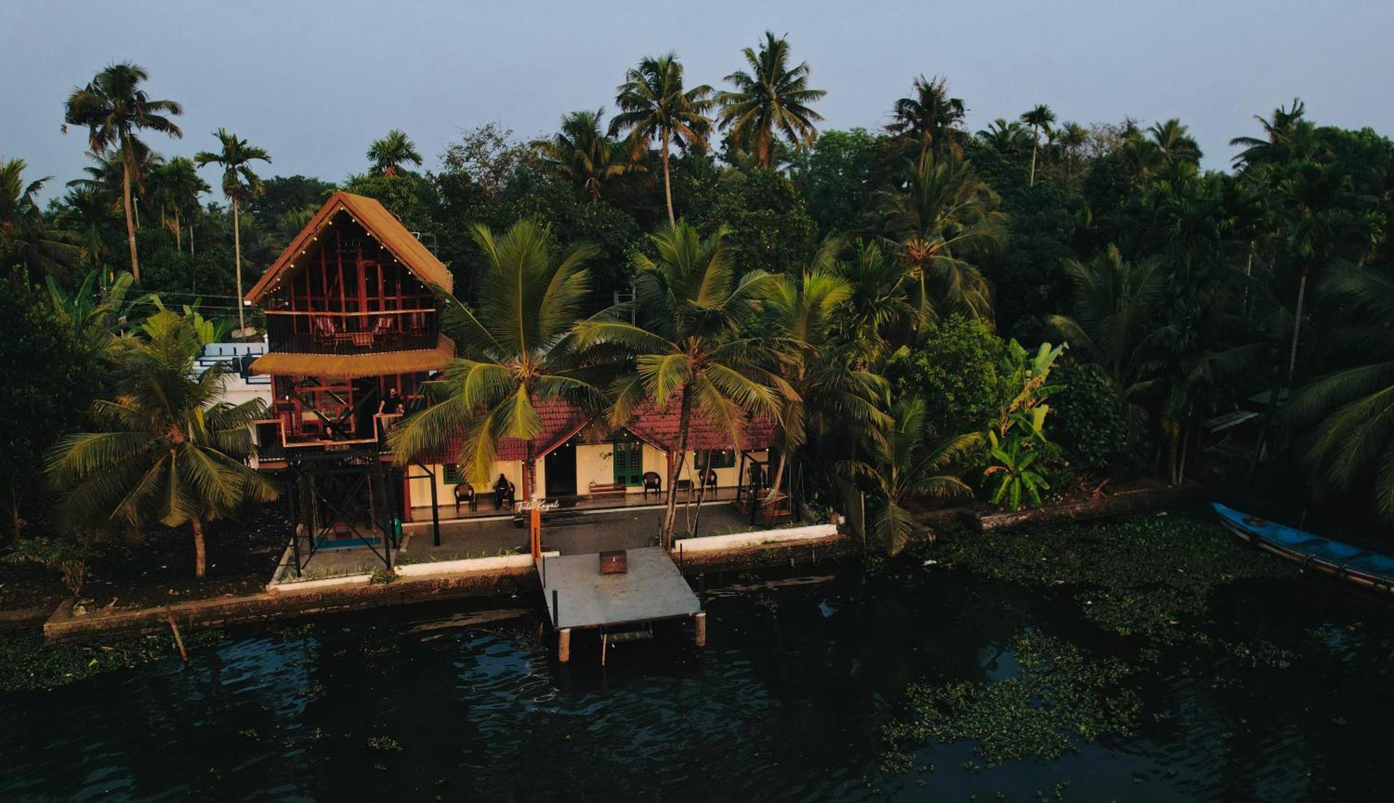Tulsi Kayal Retreat Champakulam Exterior foto