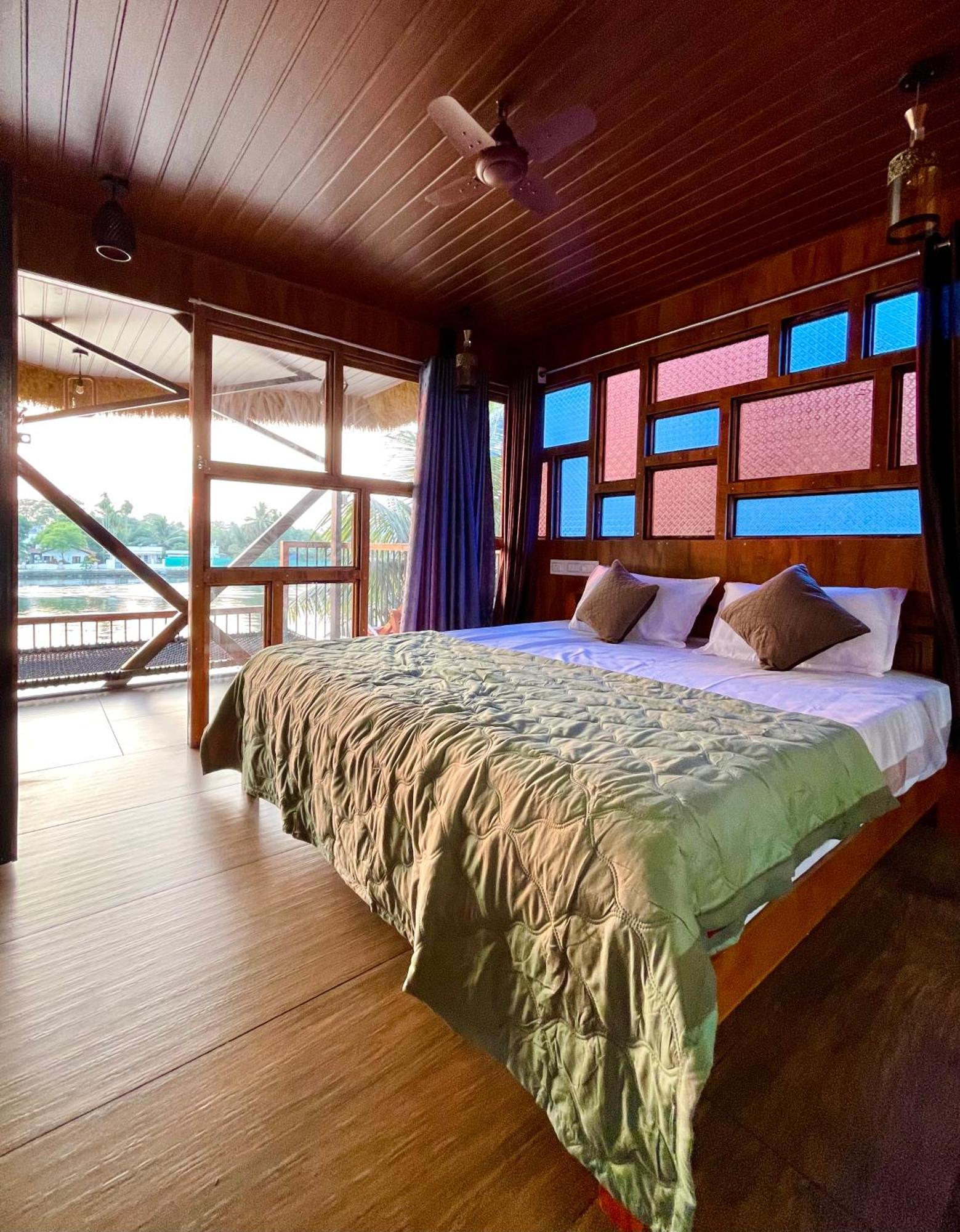 Tulsi Kayal Retreat Champakulam Exterior foto