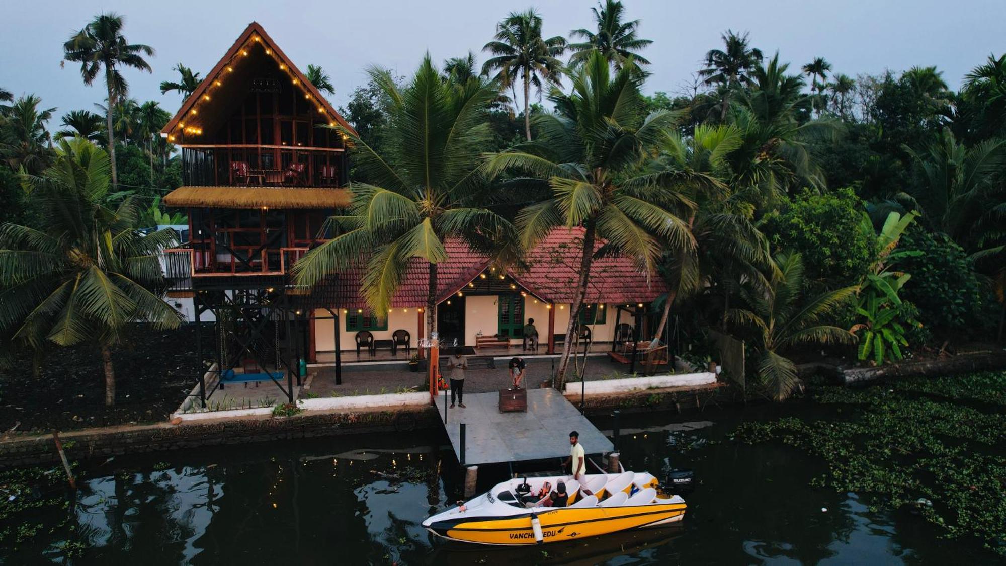 Tulsi Kayal Retreat Champakulam Exterior foto