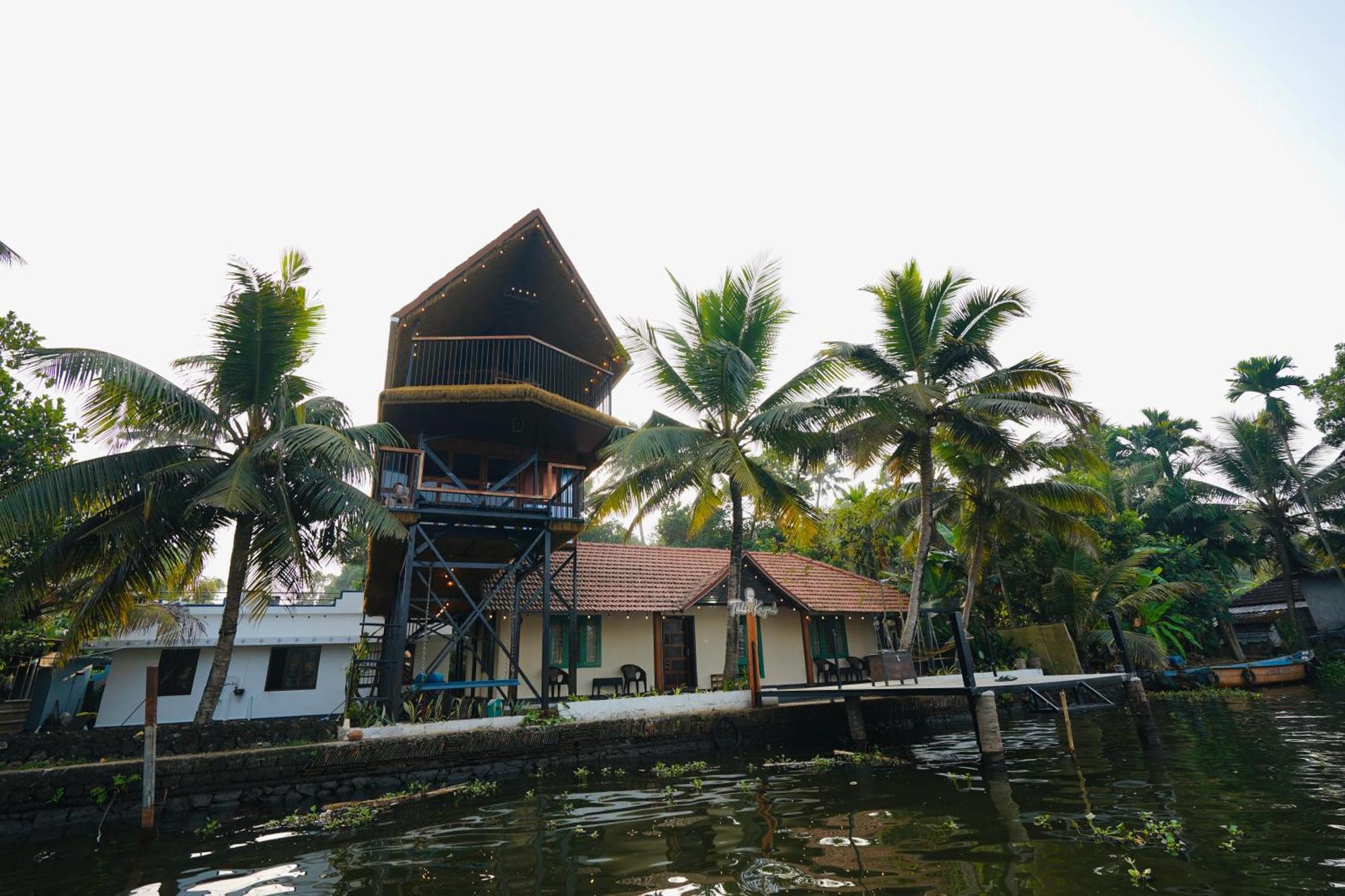 Tulsi Kayal Retreat Champakulam Exterior foto