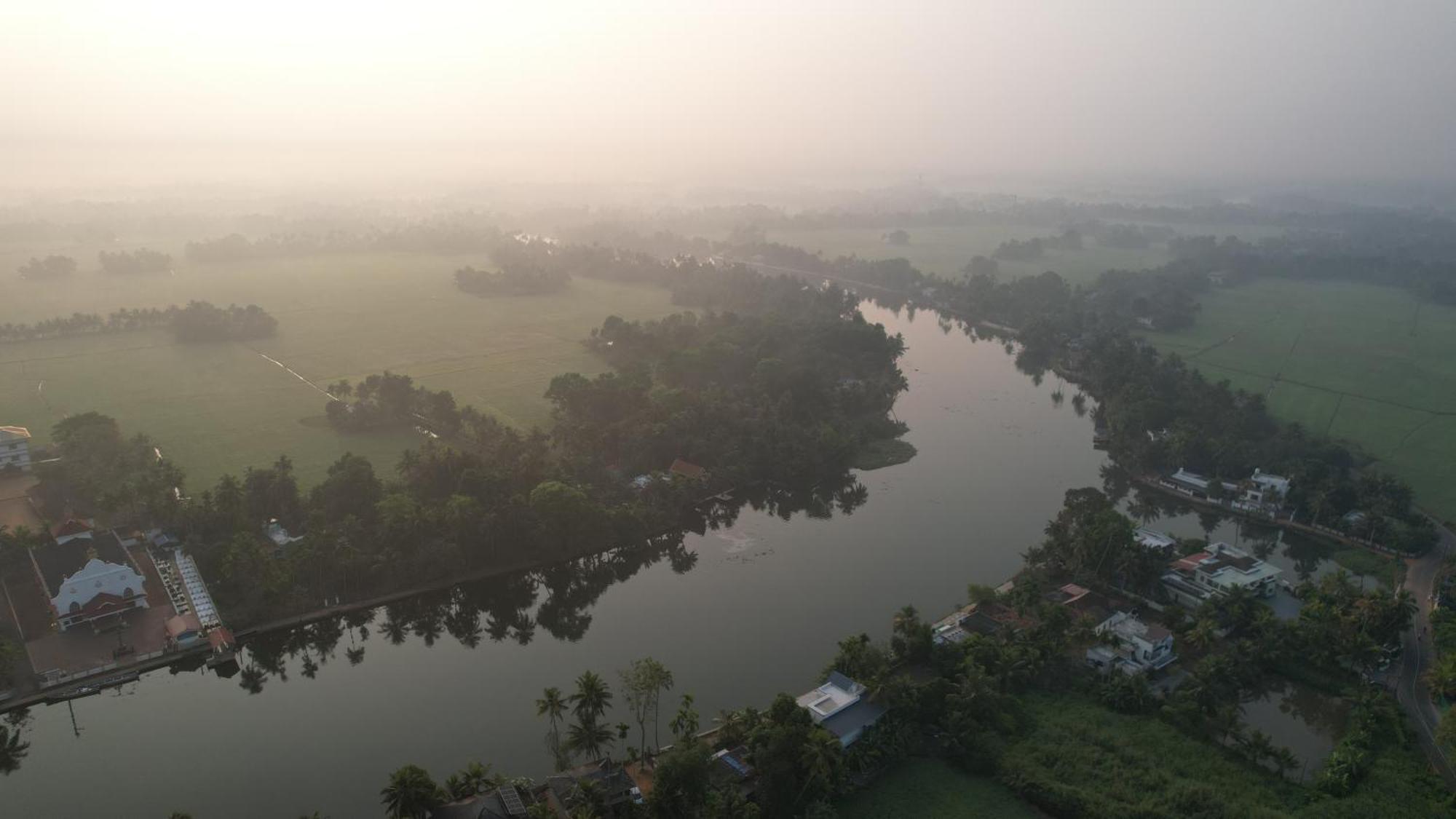 Tulsi Kayal Retreat Champakulam Exterior foto