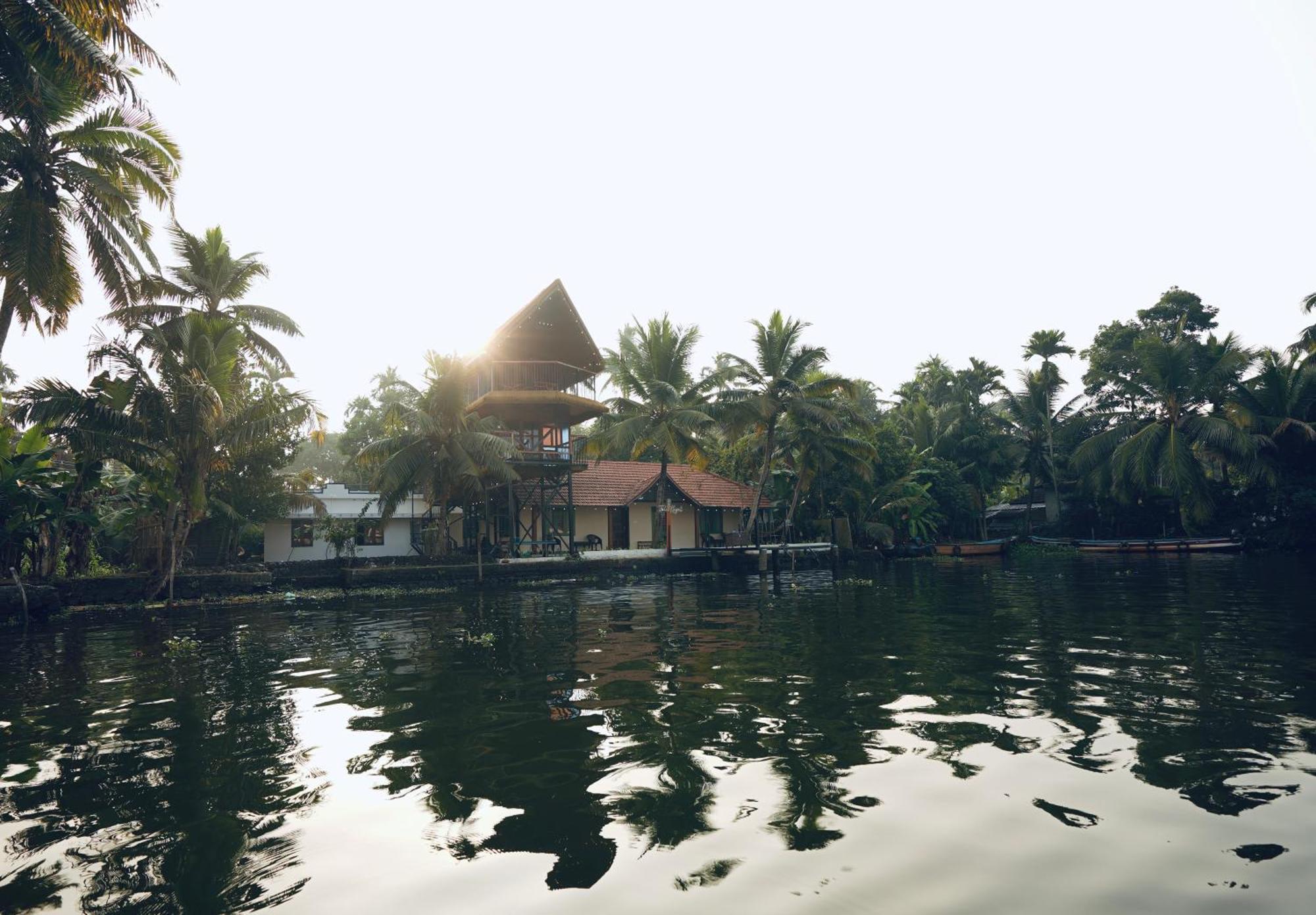 Tulsi Kayal Retreat Champakulam Exterior foto