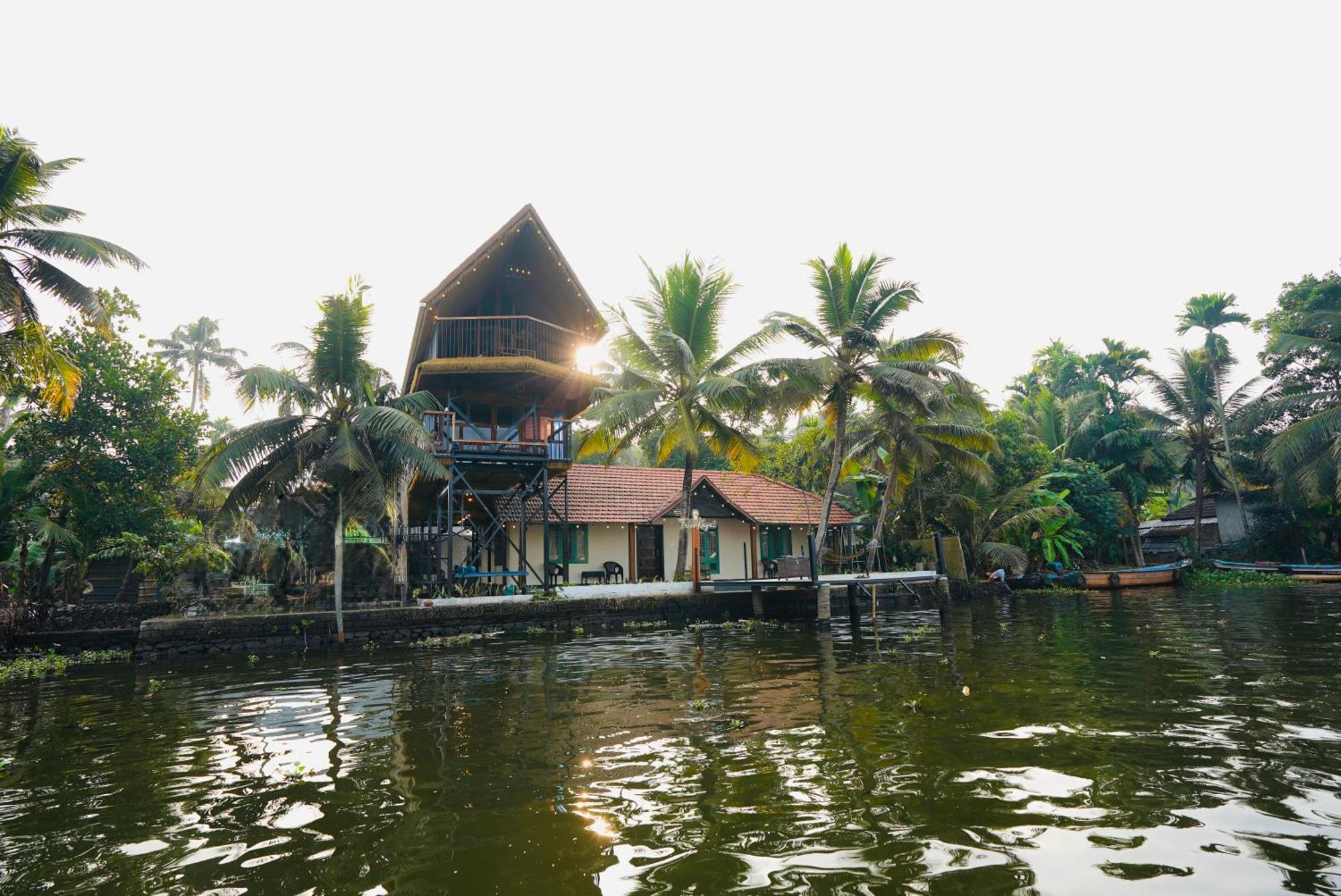 Tulsi Kayal Retreat Champakulam Exterior foto