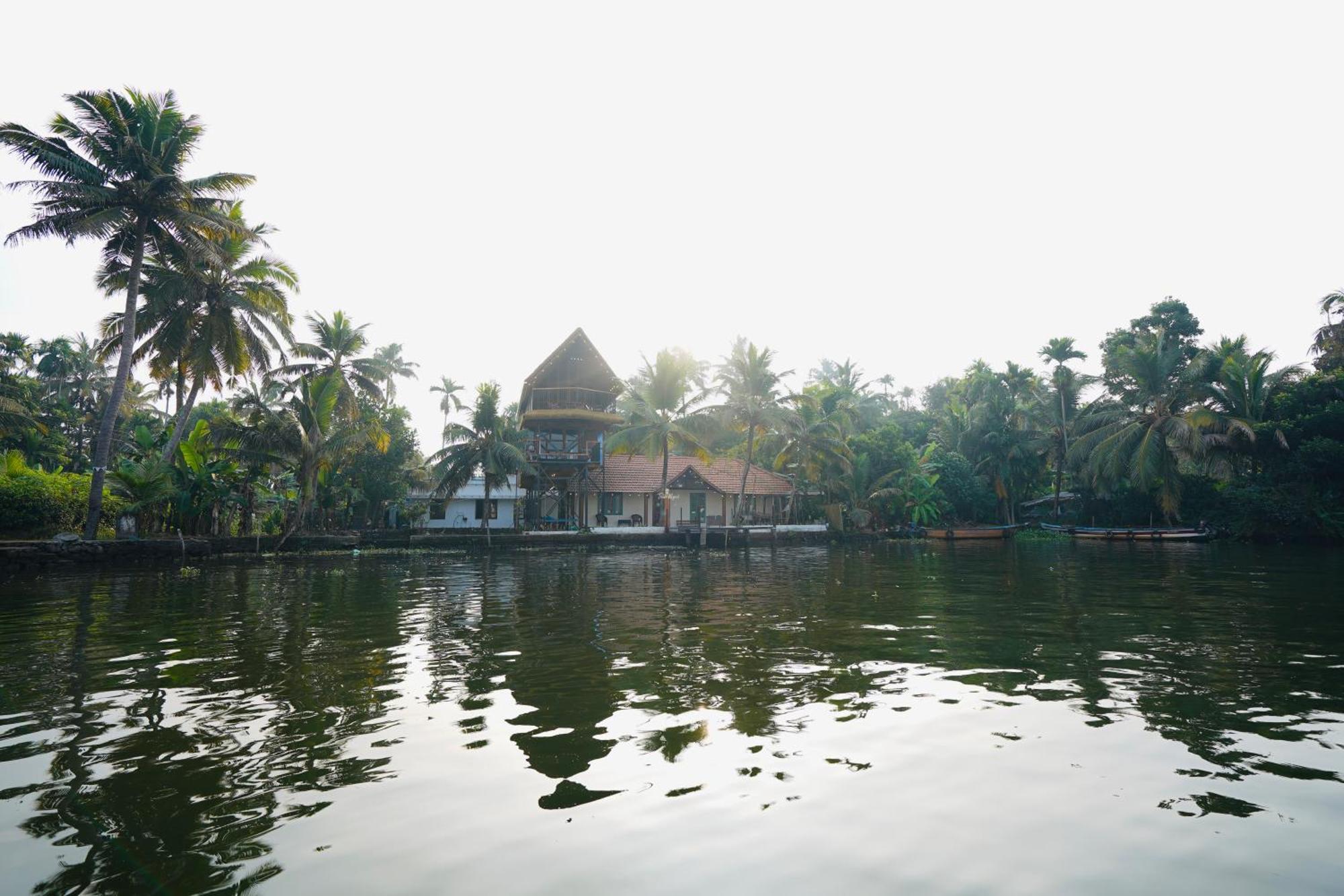 Tulsi Kayal Retreat Champakulam Exterior foto