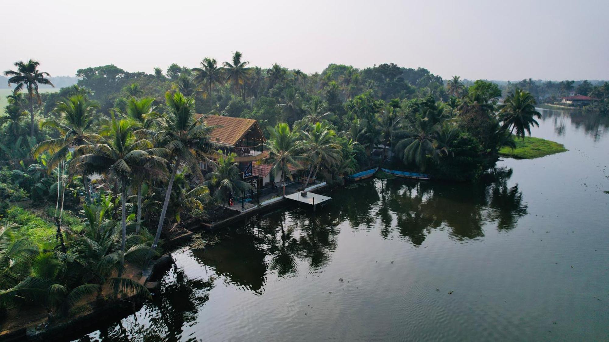 Tulsi Kayal Retreat Champakulam Exterior foto