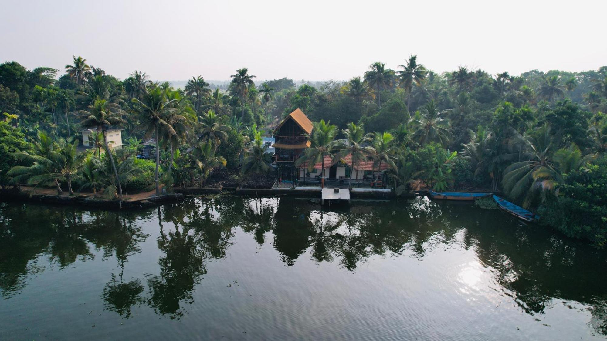 Tulsi Kayal Retreat Champakulam Exterior foto